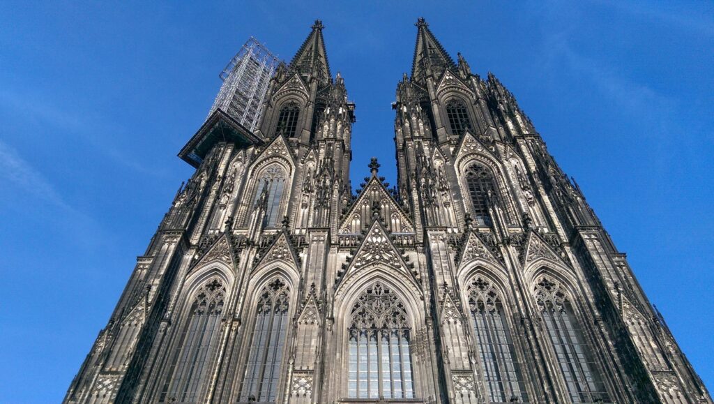 Almanya'da gezilecek yerler Cologne Cathedral